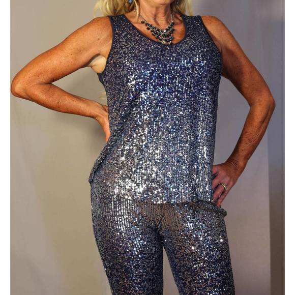 NEW WAY ombre sequin scoop neck tank in navy and silver - Picture 1 of 3